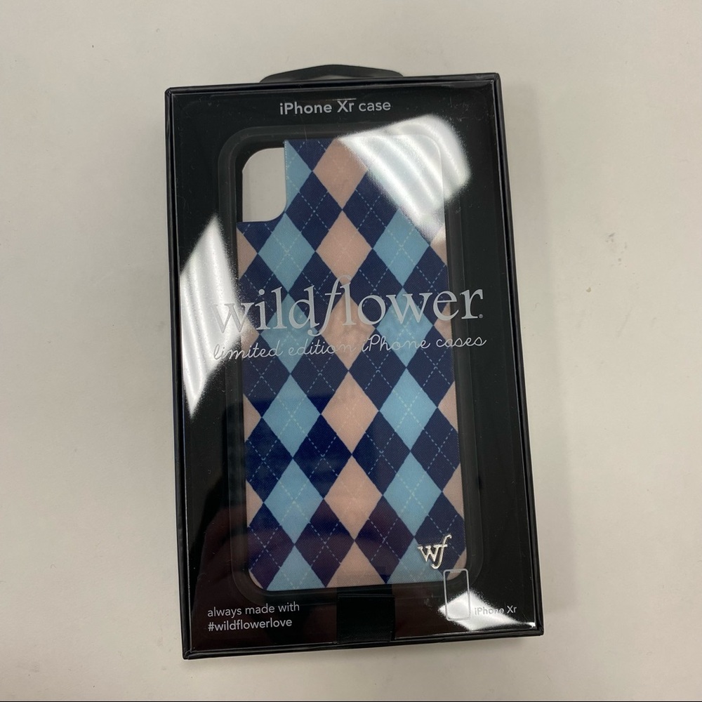 NWT Wildflower argyle iphone XR case